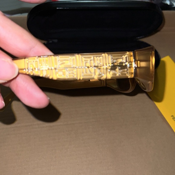 FENDI Glasses - Picture 3 of 6